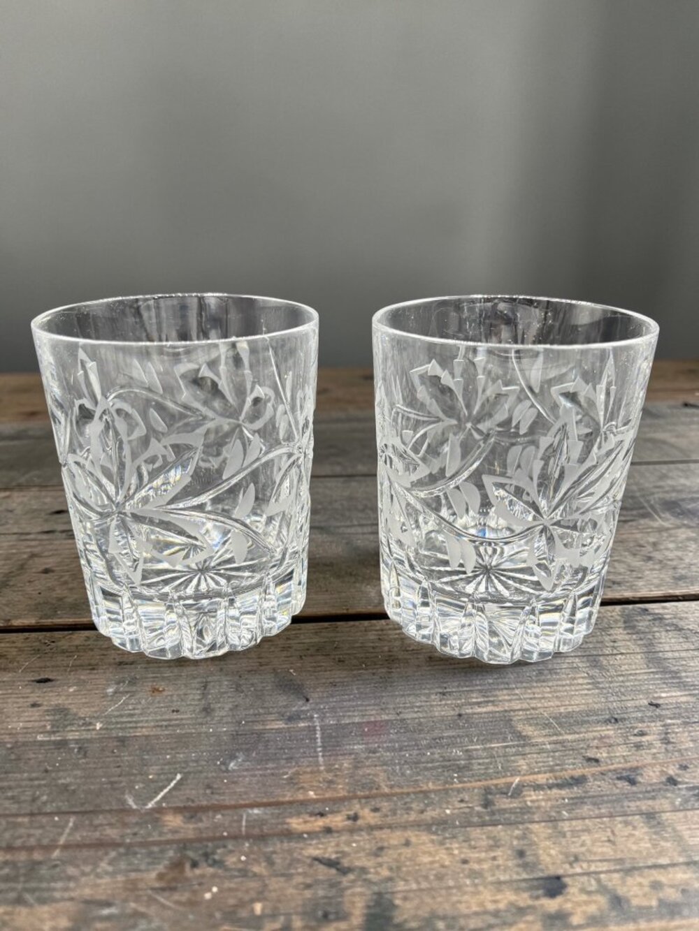 Vintage Crystal Etched Leaf Whiskey Glasses Set Of 2 Heavy Base Clear Elegant De